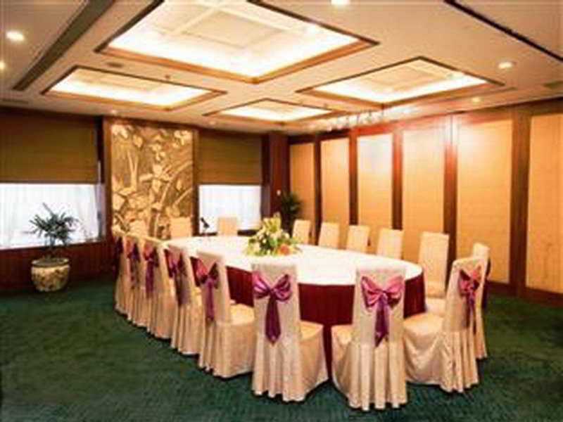 Chang Hang Hotel 3*